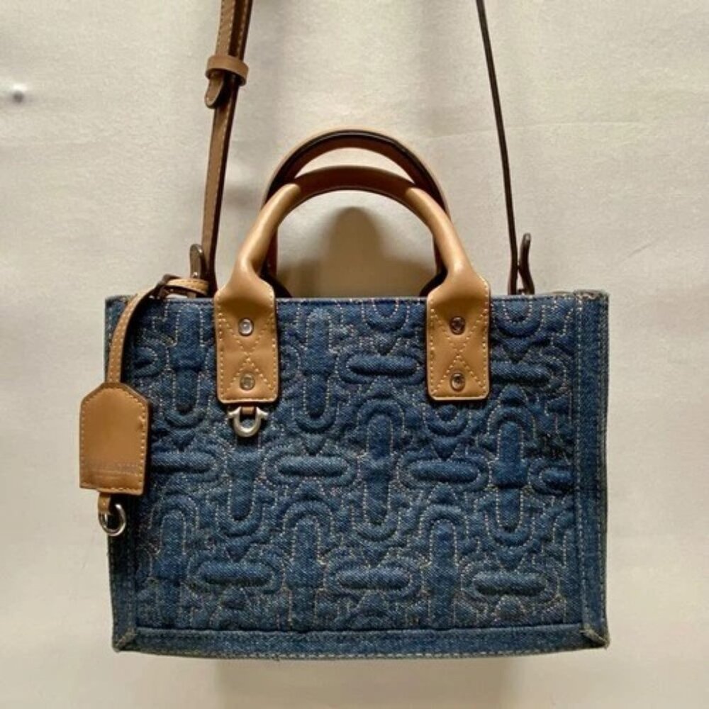 True Religion Denim Horseshoe Quilted Tote Blue Crossbody Bag Y2K Handbag‎ EUC